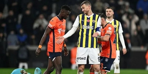 Foto - Fenerbahçeli eski oyuncu Serhat Akın Deniz Türüç'ü yerden yere vurdu! "Böyle bir şerefsizlik var mı!"