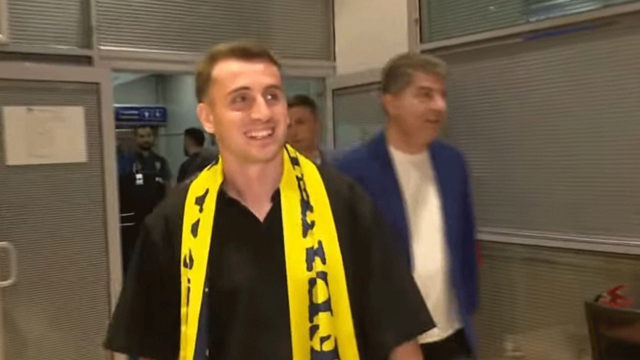 Foto - Fenerbahçeli Kerem Aktürkoğlu İstanbul'da