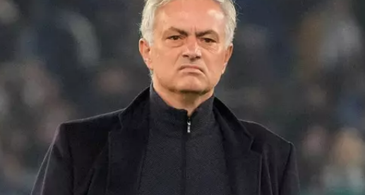 Fenerbahçeli taraftarlar Jose Mourinho paylaşımlarına tepki gösteriyor! İşte bu kadar! Herkes kahroldu, Yazıklar olsun dedirttiler…