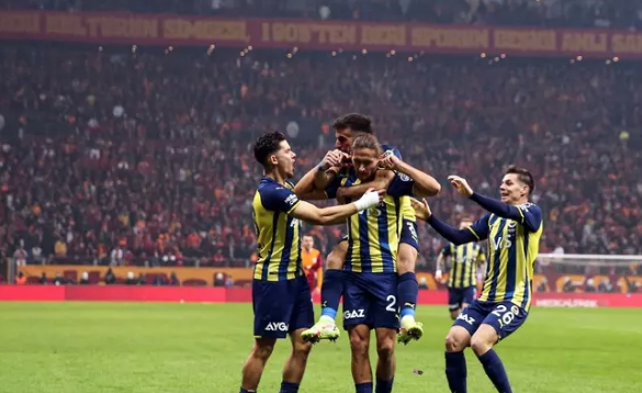 Foto - Fenerbahçeliler bile şaşkın: Bu nasıl iş böyle: Ordan oraya gitti: Herkes için oynayacak...