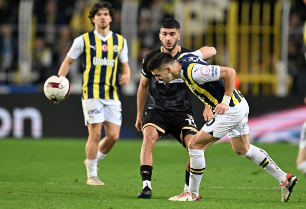 Foto - Fenerbahçeliler çıldıracak! Çok büyük sürpriz: Sebebi herkesi isyan ettirdi: Arka kapıyı açtı!