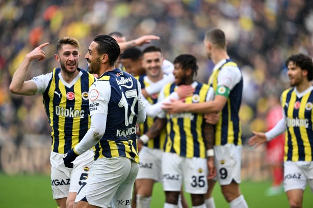 Foto - Fenerbahçeliler ne yapacağını şaşıracak! Milli oyuncuyu kulübü ikiye böldü bile... Kaç para edeceğini açıkladılar!