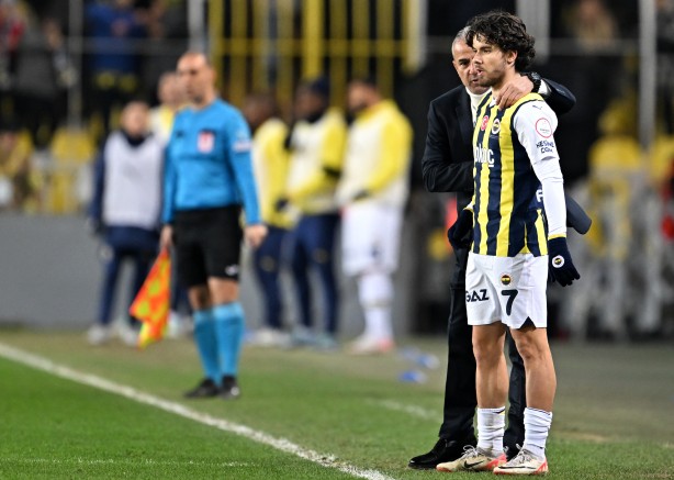 Foto - Fenerbahçeliler şaşkın! Apar topar karar vermişti: Yer yerinden oynayacak: Almanlar puan peşinde…