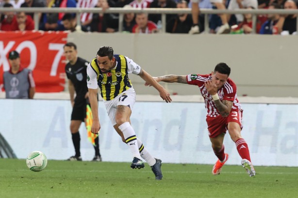 Foto - Fenerbahçelileri şaşırtan sözleşme! Bir zamanlar ıslıklanıyordu şimdi ise rekor ücret verilecek...