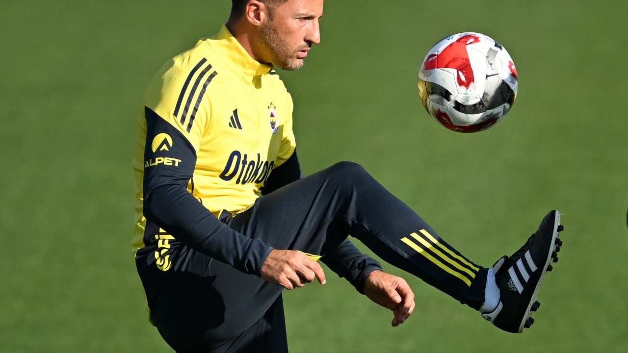 Foto - Fenerbahçe'nin 1 stoperi gitti ama 1+3 stoperi oldu! Bu denli sert bir savunma hattı tutacak mı?