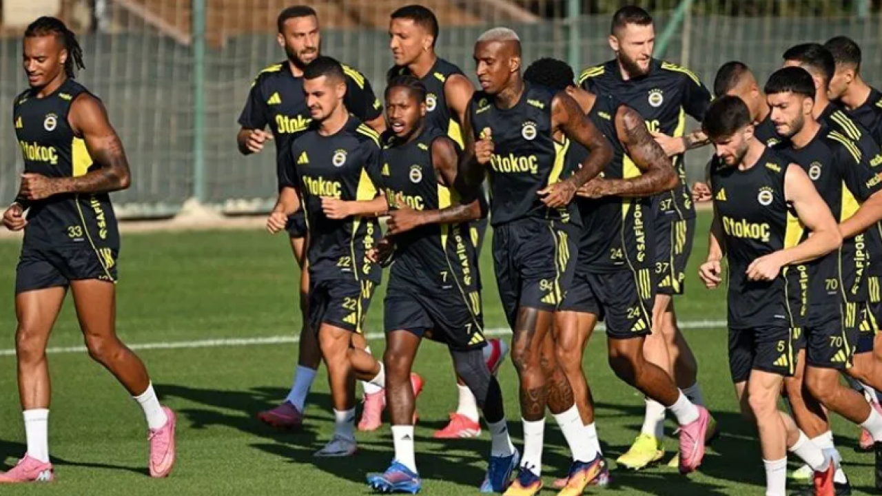 Fenerbahçe'nin 1 stoperi gitti ama 1+3 stoperi oldu! Bu denli sert bir savunma hattı tutacak mı?