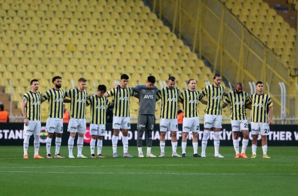 Foto - Fenerbahçe'nin 2 genç futbolcusu Kadıköy'ü mest etti! 