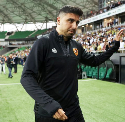 Foto - Fenerbahçe'nin eski yıldızı Galatasaray'a imzaya geliyor! Ortalık çok fena karışacak