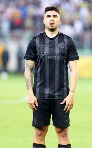 Foto - Fenerbahçe'nin eski yıldızı Galatasaray'a imzaya geliyor! Ortalık çok fena karışacak