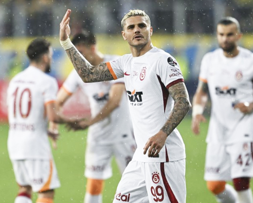 Foto - Fenerbahçe'nin eski yıldızı Galatasaray'a! Milyonları ilgilendiriyor...