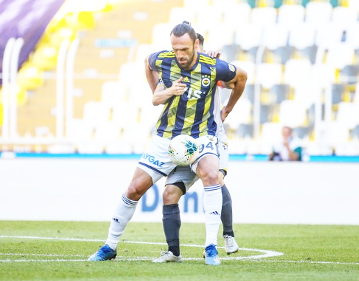 Foto - Fenerbahçe'nin eski yıldızı Galatasaray'a! Milyonları ilgilendiriyor...