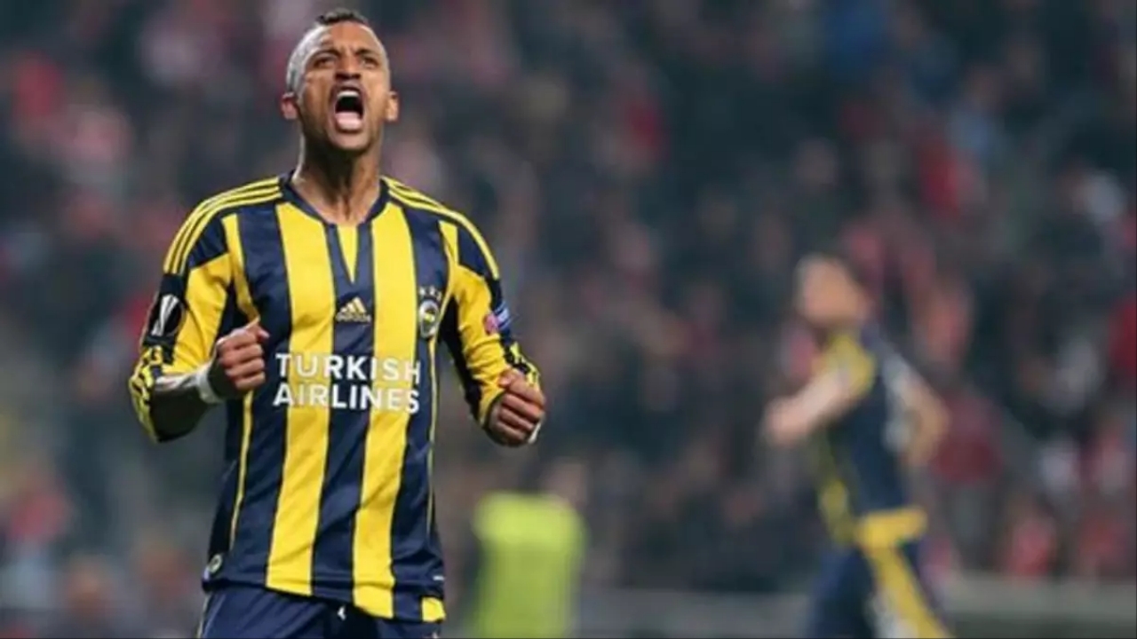 Foto - Fenerbahçe’nin eski yıldızı siyasete girdi! İşte desteklediği parti