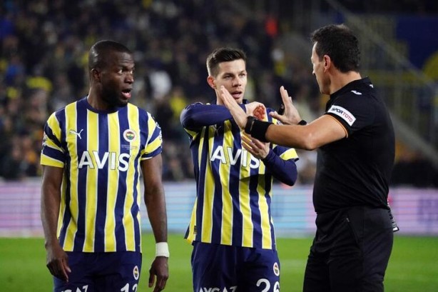 Foto - Fenerbahçe'nin gol makinesi Barcelona'ya!