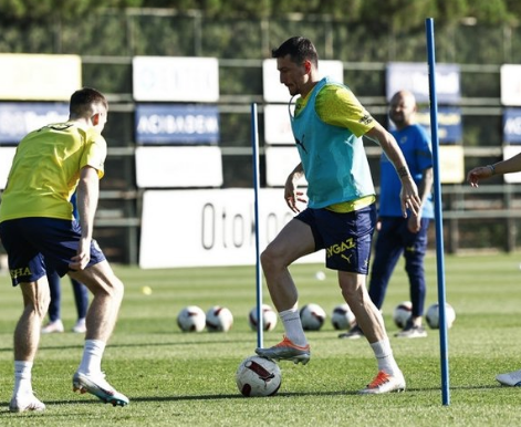 Foto - Fenerbahçe'nin listesindeydi! Yıldız ismin geleceği belli oluyor...