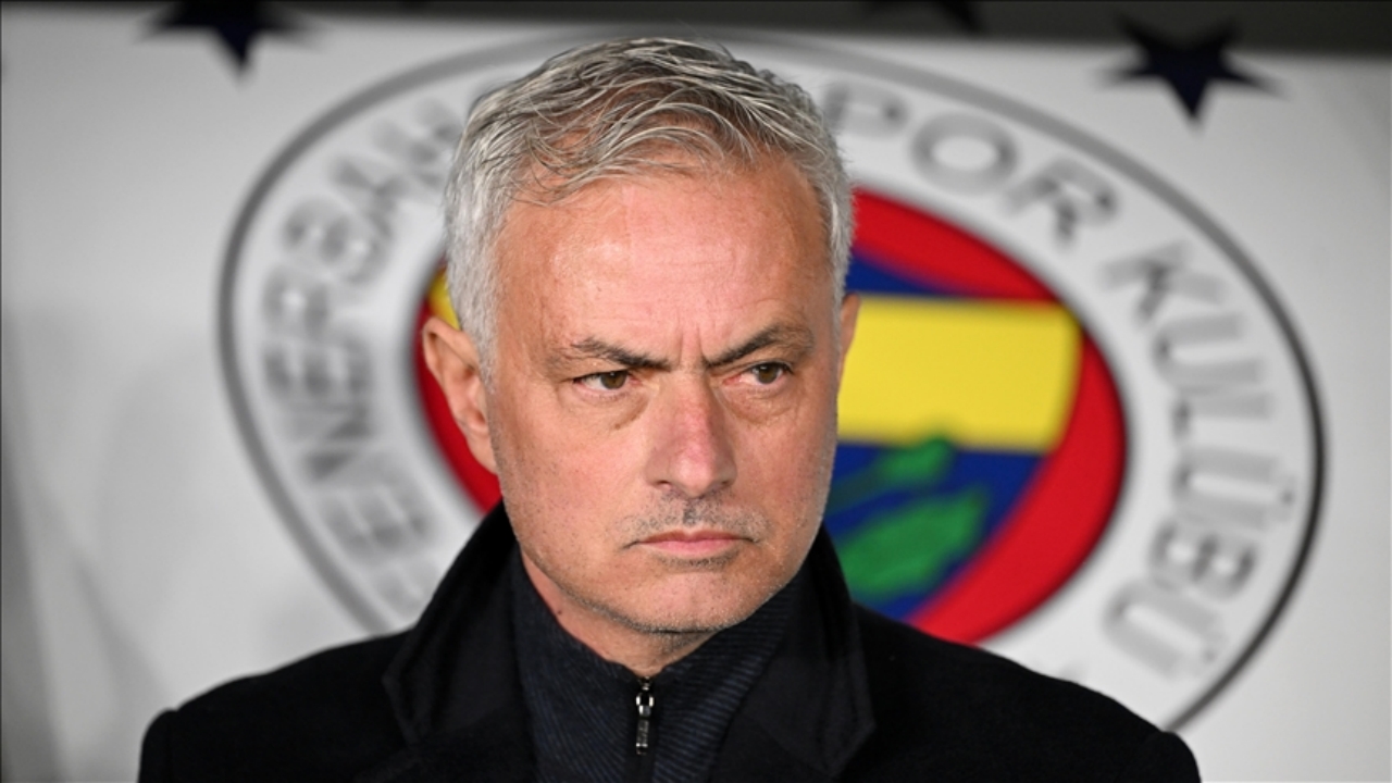 Foto - Fenerbahçe’nin Mourinho’ya nasıl veda ettiği ortaya çıktı! Tek cümlelik not olay oldu