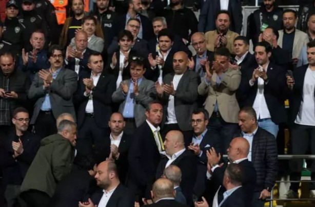 Fenerbahçe'nin sahadan çekilmesi dünya basınında! Ali Koç istediğini aldı
