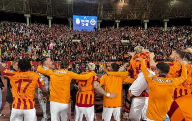 Foto - Fenerbahçe'nin sahadan çekilmesi dünya basınında! Ali Koç istediğini aldı