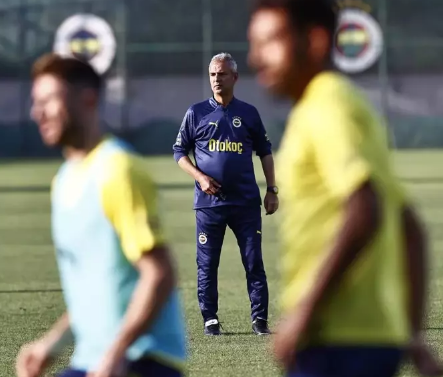 Foto - Fenerbahçe'nin yeni 6 numarasını açıkladı! Şimdi Szymanski yandı, kariyeri bitecek