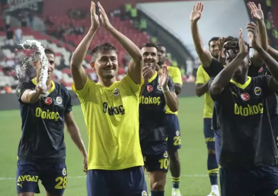 Foto - Fenerbahçe'nin yeni 6 numarasını açıkladı! Şimdi Szymanski yandı, kariyeri bitecek