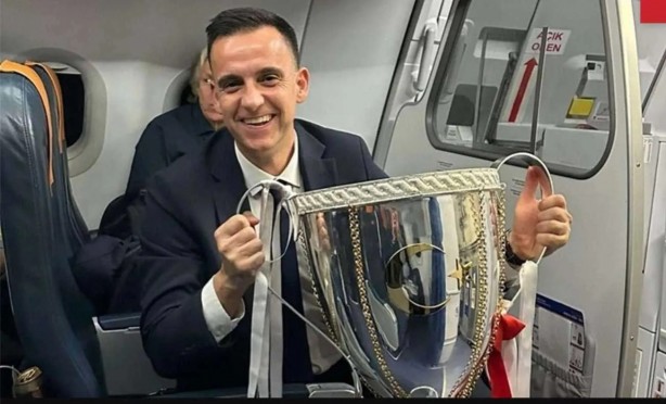 Foto - Fenerbahçe'nin yeni hocası belli oldu! Hem Ali Koç hem de Sadettin Saran çok istiyor