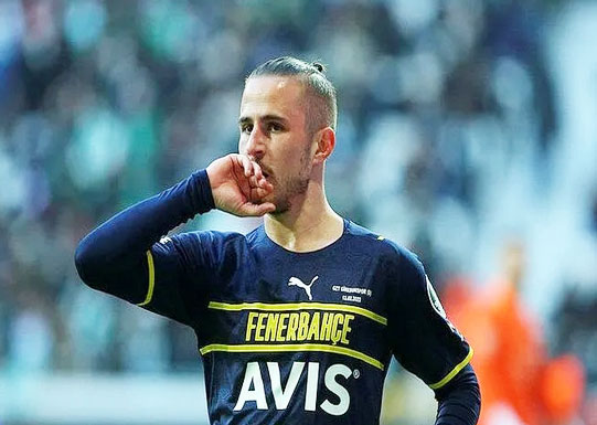 Foto - Fenerbahçe'nin yıldızı Akyazı'ya rotayı kırdı! Büyük sürpriz...