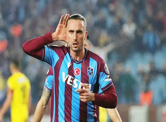 Foto - Fenerbahçe'nin yıldızı Akyazı'ya rotayı kırdı! Büyük sürpriz...