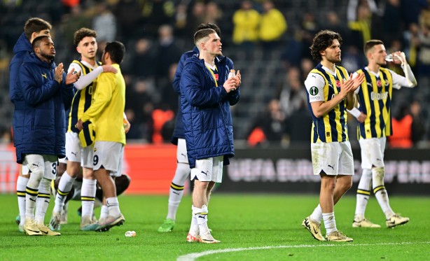 Foto - Fenerbahçe'nin yıldızı Premier Lig'e! Bunu duyan resmen şaşkına döndü… Dev bonservis...