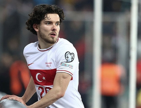 Foto - Fenerbahçe'nin yıldızı yuvadan ayrılıyor! Rekor bonservis...