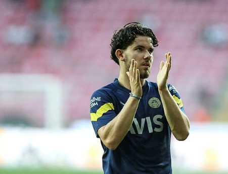 Foto - Fenerbahçe'nin yıldızı yuvadan ayrılıyor! Rekor bonservis...