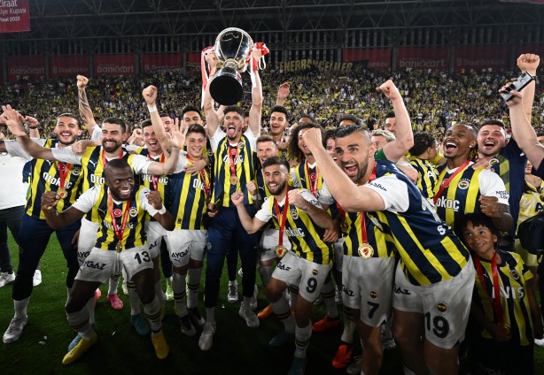 Foto - Fenerbahçe'nin yıldızlarından zafer sonrası açıklama