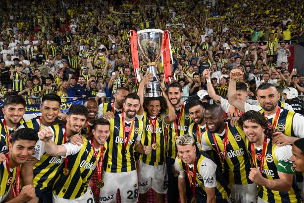 Foto - Fenerbahçe'nin yıldızlarından zafer sonrası açıklama