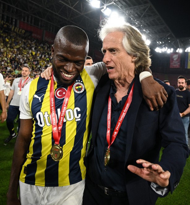 Foto - Fenerbahçe'nin yıldızlarından zafer sonrası açıklama