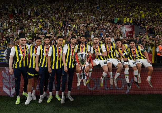 Foto - Fenerbahçe'nin yıldızlarından zafer sonrası açıklama