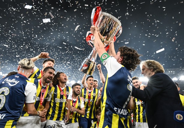 Foto - Fenerbahçe'nin yıldızlarından zafer sonrası açıklama
