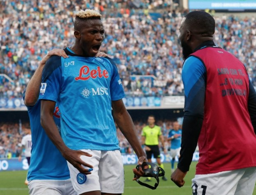 Foto - Fenerbahçe'ye bir çalım daha! Galatasaray durmak bilmiyor...