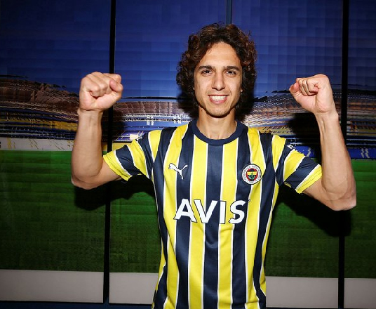 Foto - Fenerbahçe'ye bir kötü haber daha! Adı sık sık yazılıyordu ama...