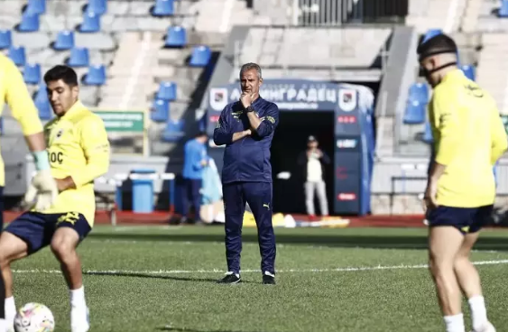 Foto - Fenerbahçe'ye çok ama çok kötü haber! O futbolcu iflas etti: Yıldız isim kadro dışı!