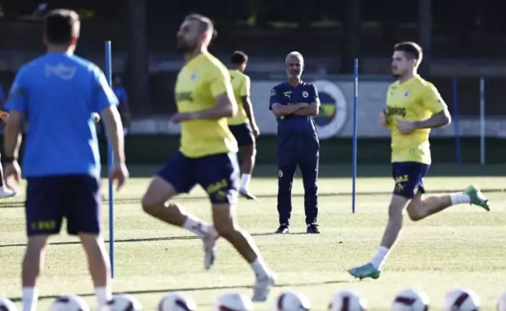 Foto - Fenerbahçe'ye çok ama çok kötü haber! O futbolcu iflas etti: Yıldız isim kadro dışı!