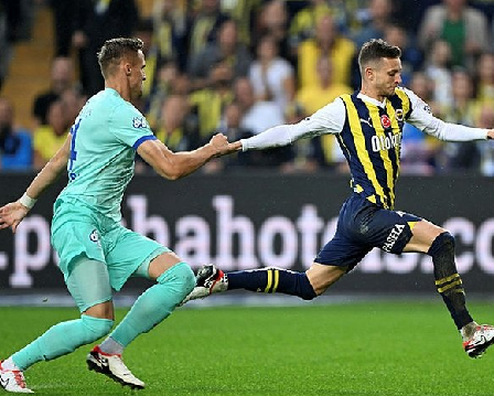 Foto - Fenerbahçe'ye dev isimden Szymanski kararı: Polonyalı yıldız için dev bonservis...
