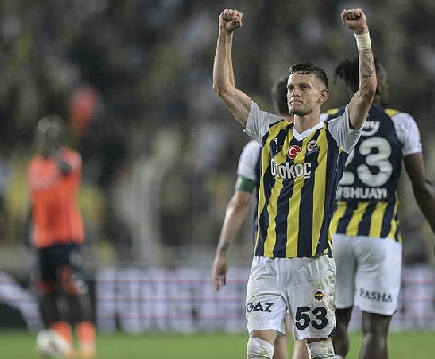 Foto - Fenerbahçe'ye dev isimden Szymanski kararı: Polonyalı yıldız için dev bonservis...