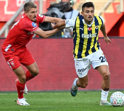 Foto - Fenerbahçe'ye gelmedi ve gittiği takım olay oldu! Yok artık dedirtti...