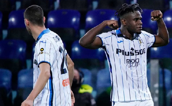 Fenerbahçe'ye İtalya'yı sallayan forvet! Herkes onu konuşuyordu ve Kadıköy boğası olacak!