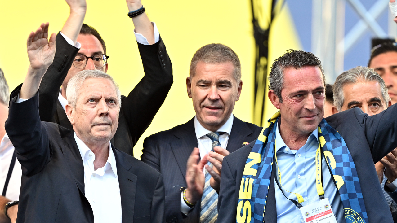 Fenerbahçe'ye kabus yıllarını yaşatan Ali Koç da aday oluyor: Aziz Yıldırım'a rahat yok