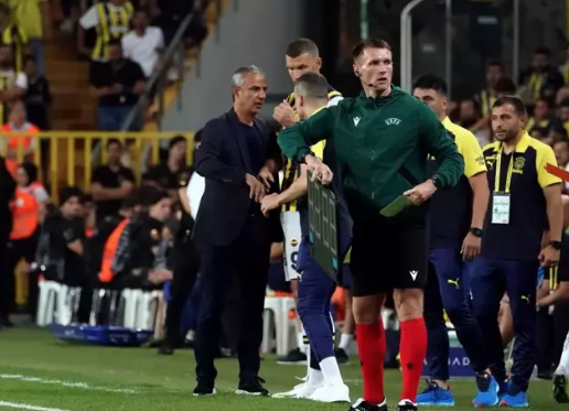 Foto - Fenerbahçe'ye kötü haber! İsmail Kartal istiyordu, Barcelona'ya imza atıyor