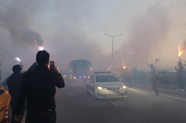 Foto - Fenerbahçe’ye Malatya’da coşkulu karşılama