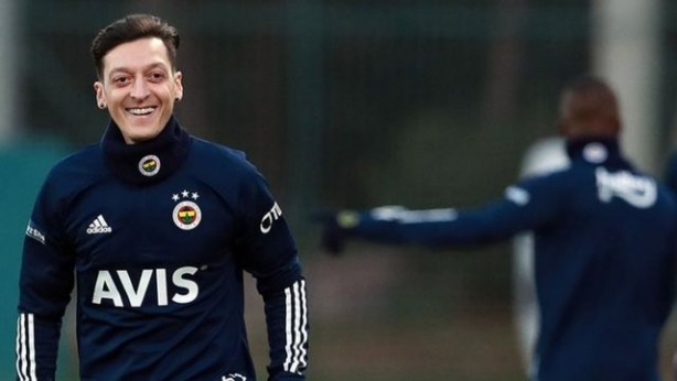 Foto - Fenerbahçe'ye Mesut Özil'den güzel haber