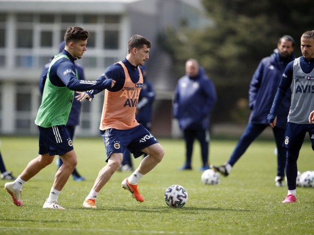 Foto - Fenerbahçe'ye Mesut Özil'den güzel haber