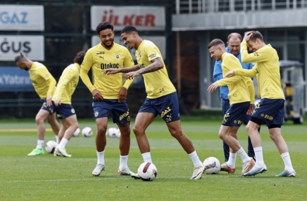 Fenerbahçe'ye müjde! Geri döndü