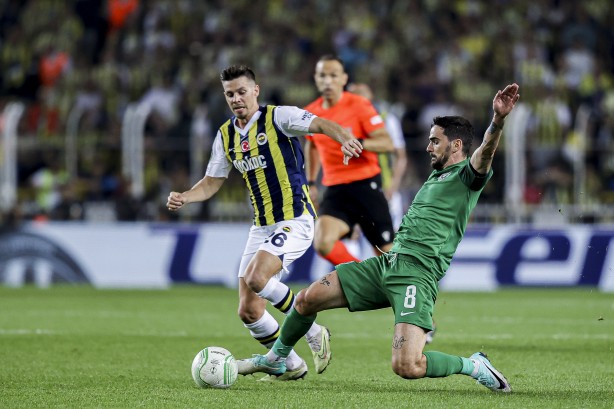 Foto - Fenerbahçe'ye önümüzdeki bir hafta için çok kötü bir haber gelecek! Resmen geliyorlar...