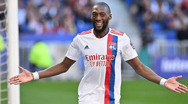 Foto - Fenerbahçe'ye transfer şoku! Aynı maaşa onu resmen aldılar! Suudi Arabistan'a gitti